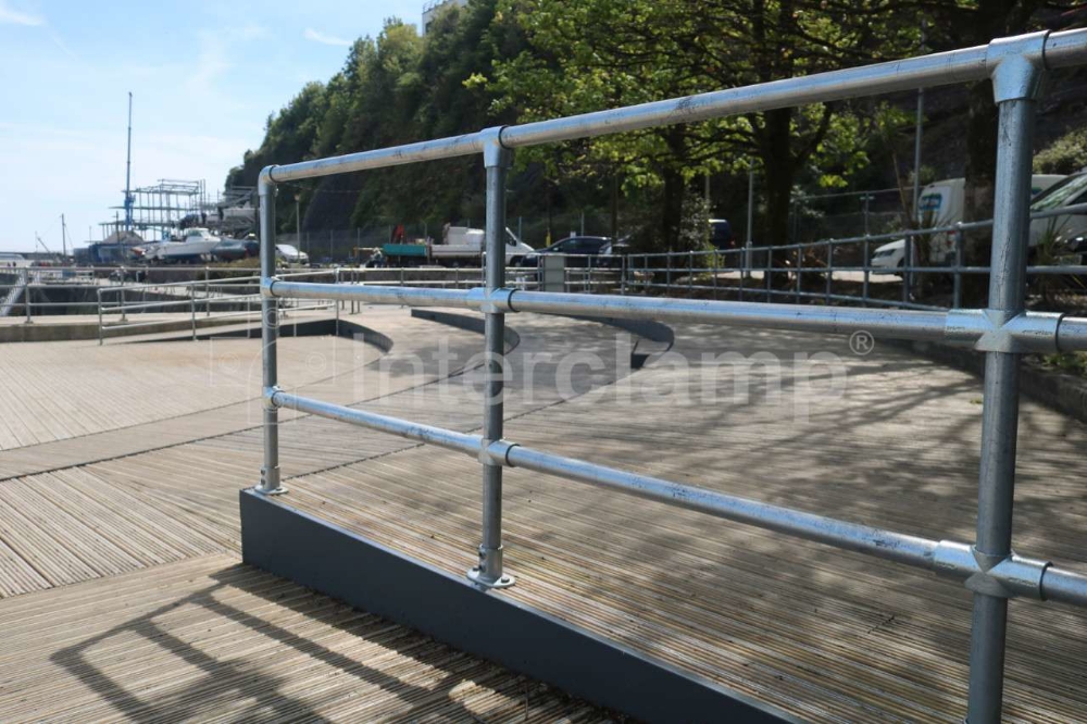 Attractive steel balustrade installed for pedestrian safety on harbour
